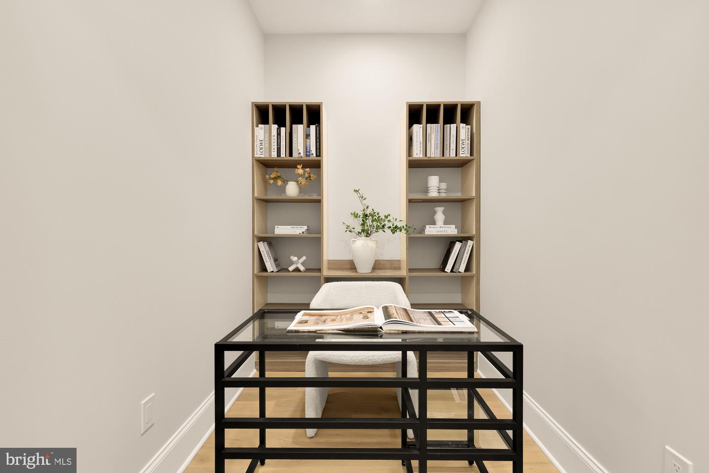 733 Euclid St Nw #204 Property Photo 22