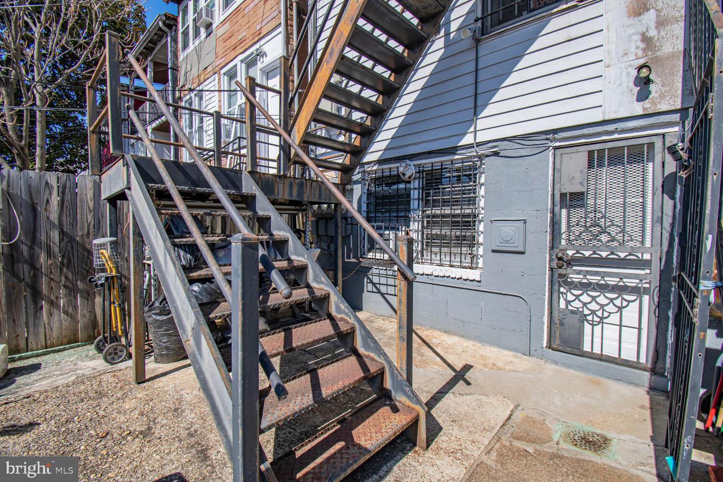 222 Upshur St Nw Property Photo 9