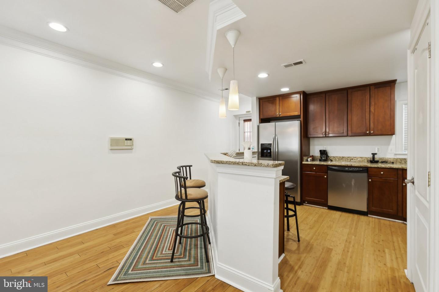 21 Q St Nw Property Photo 14