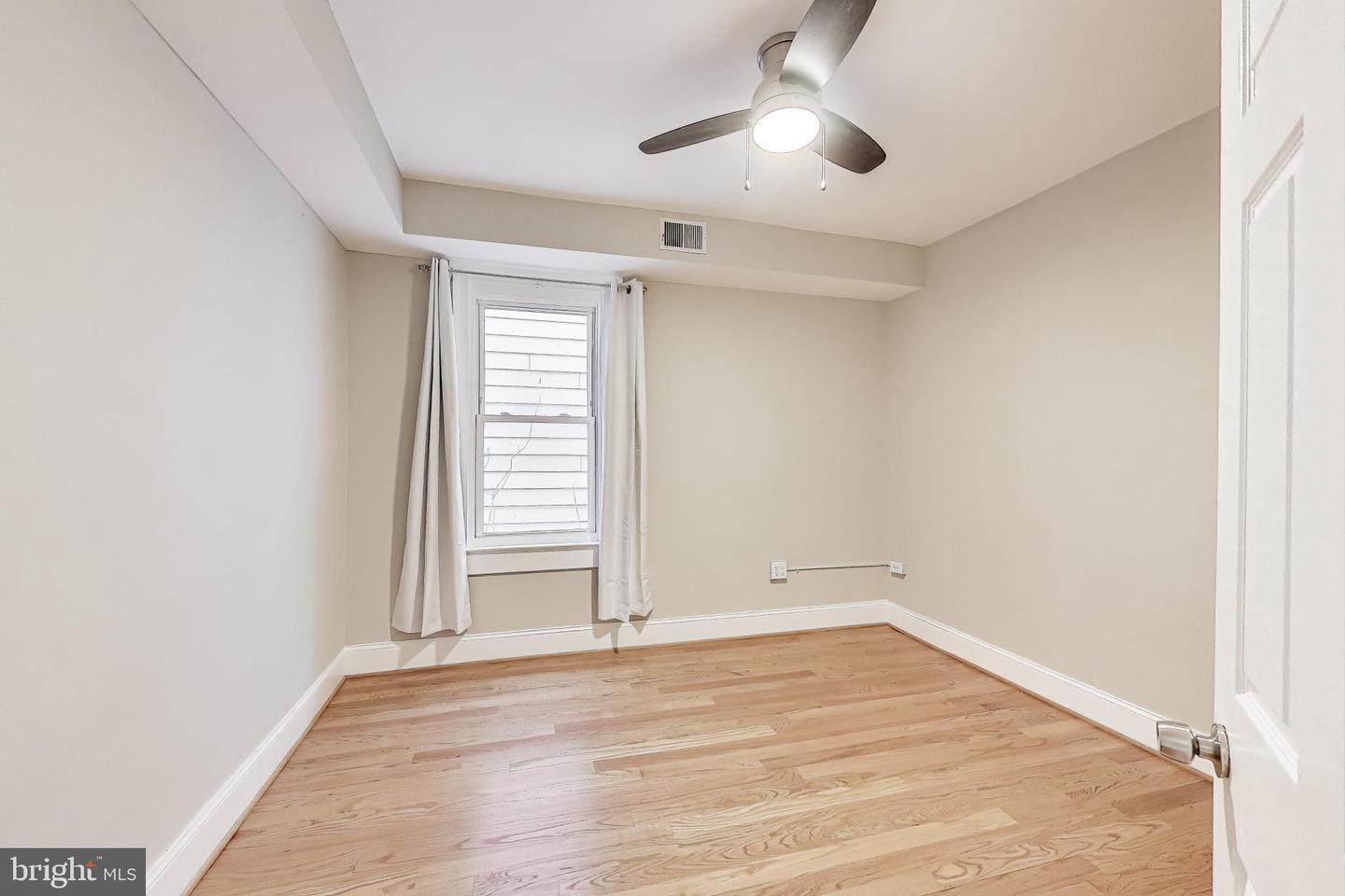 212 Elm St Nw Property Photo 14
