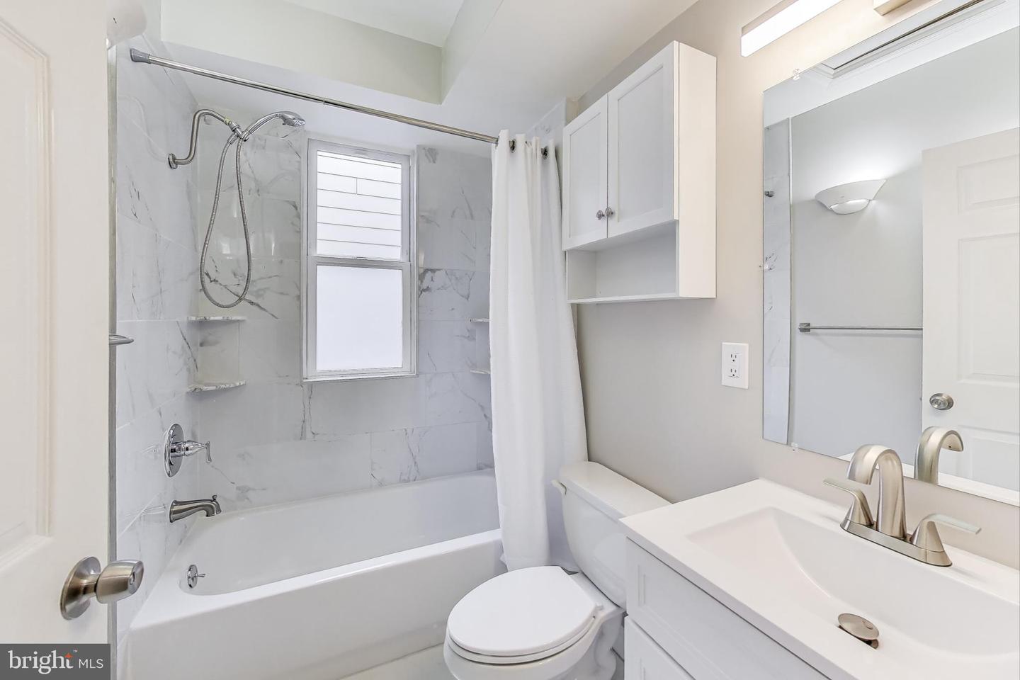 212 Elm St Nw Property Photo 38