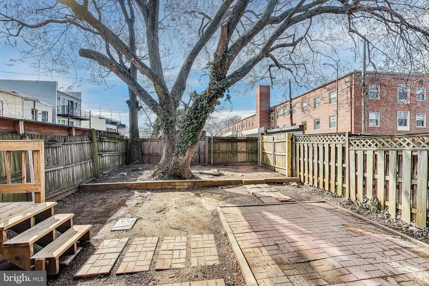 212 Elm St Nw Property Photo 46