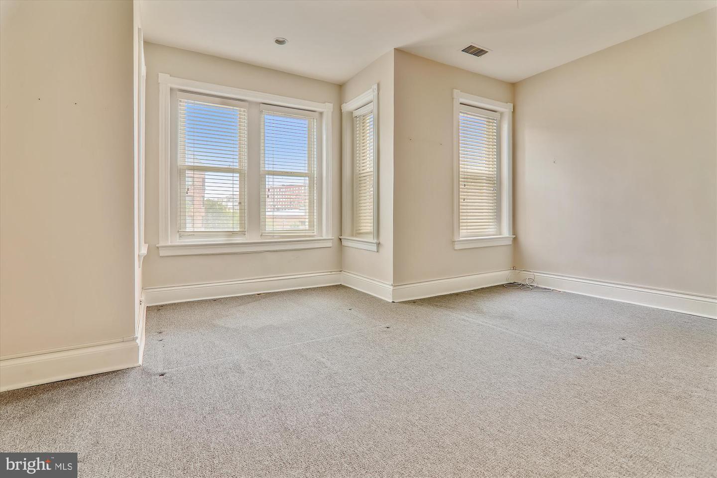 221 M St Nw Property Photo 18