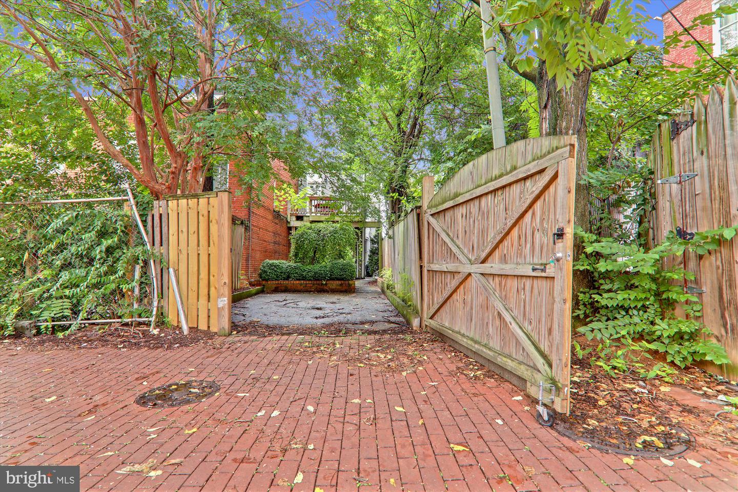 221 M St Nw Property Photo 32