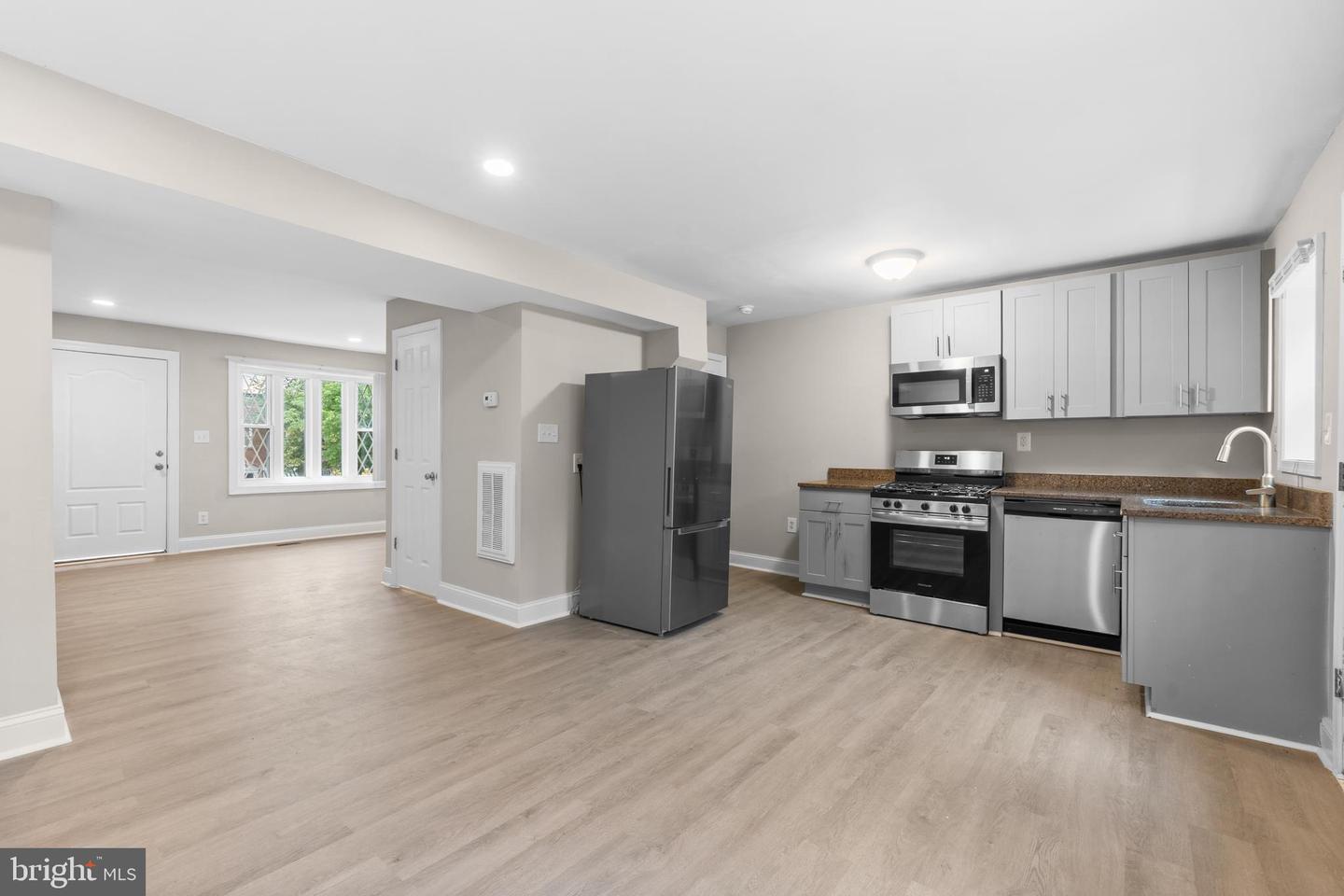 521 Foxhall Pl Se Property Photo 7