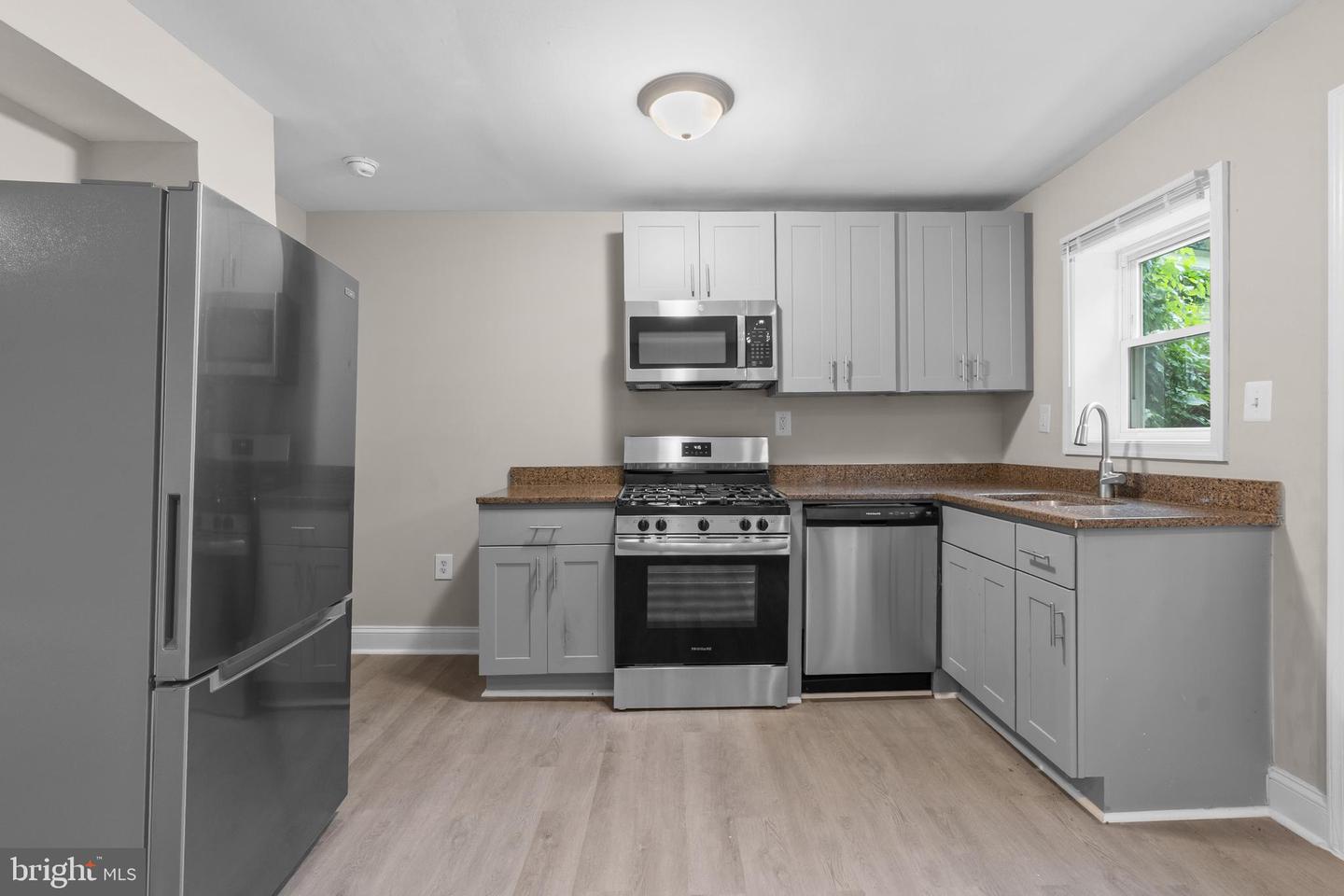 521 Foxhall Pl Se Property Photo 8