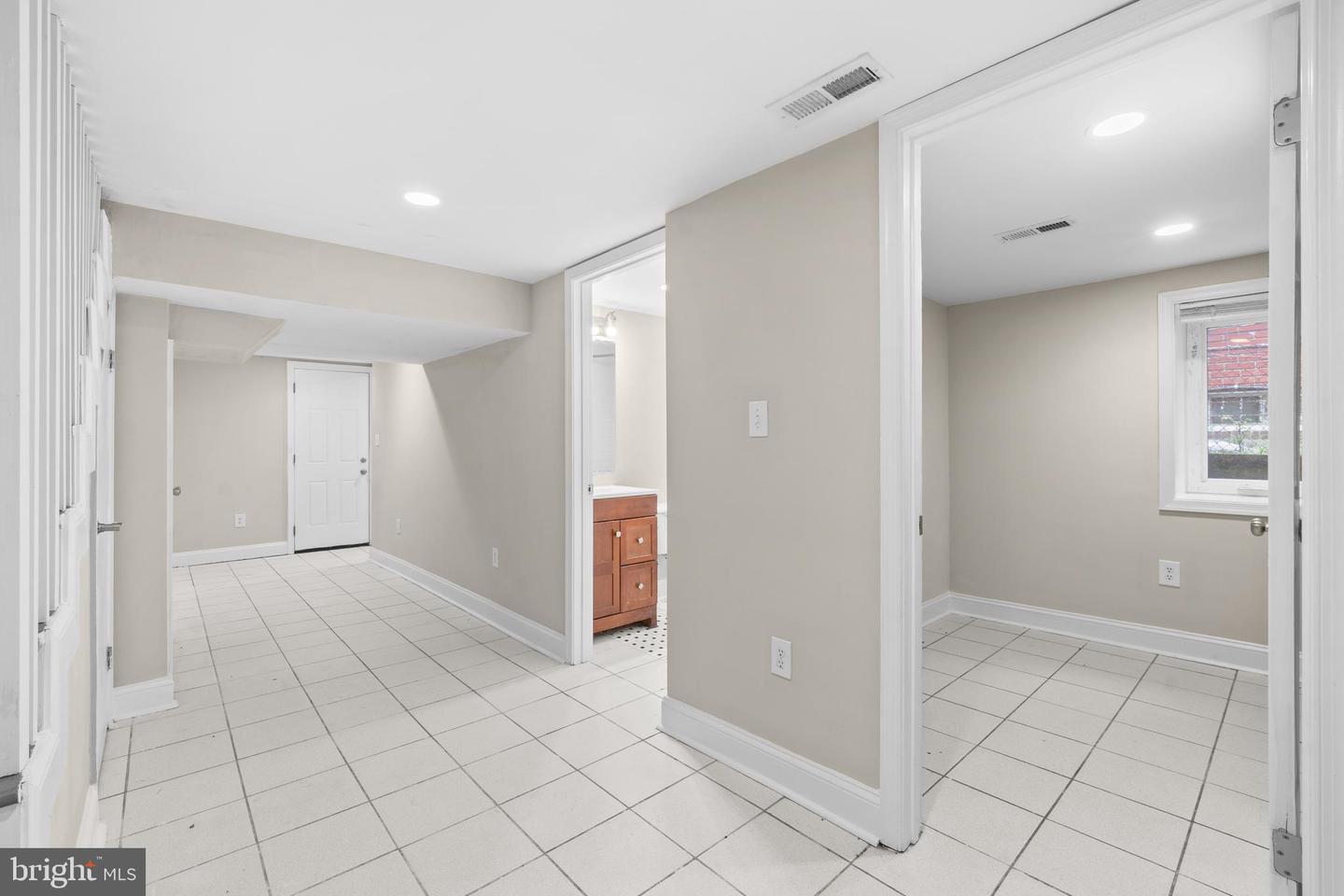 521 Foxhall Pl Se Property Photo 27