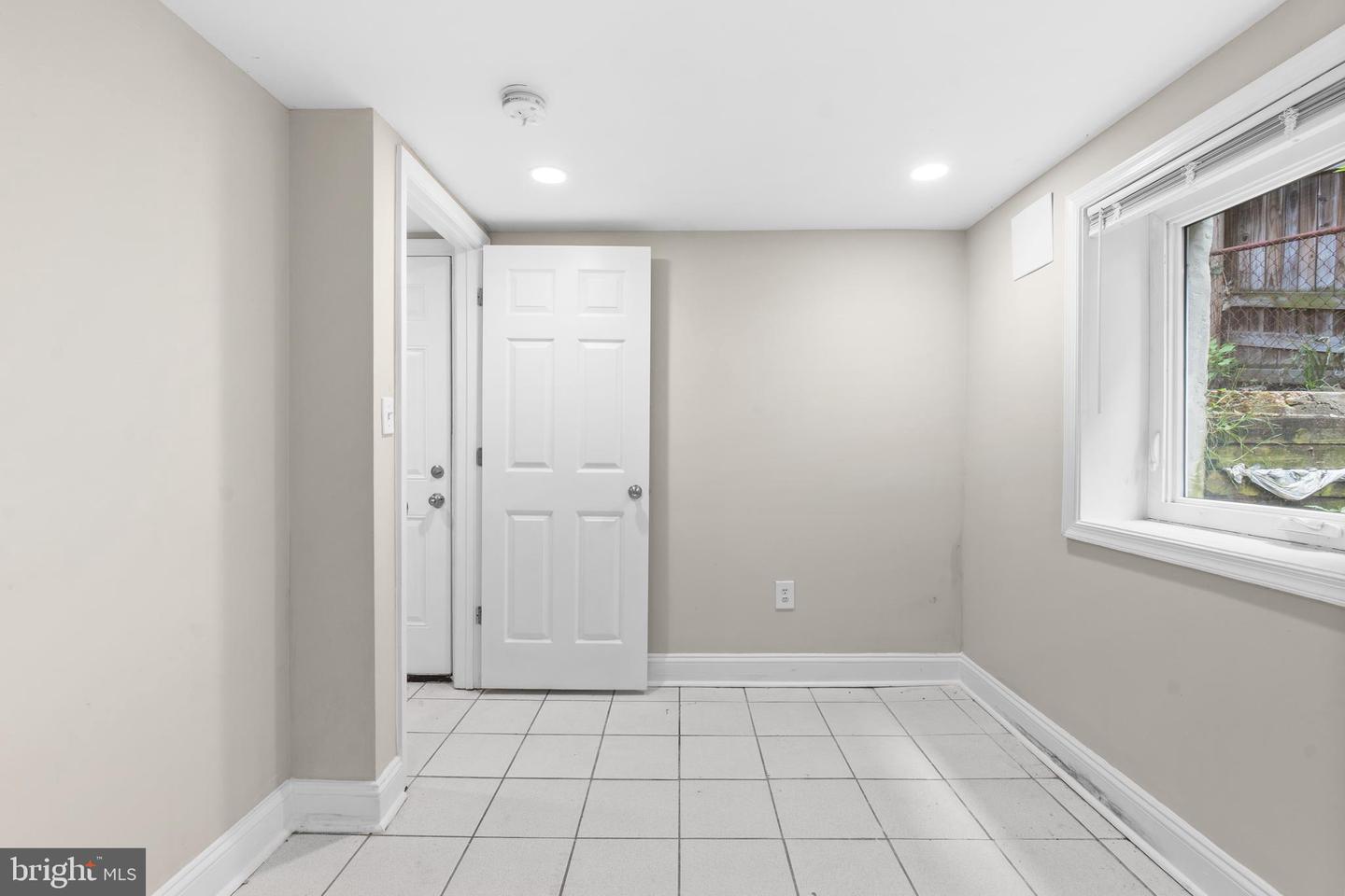 521 Foxhall Pl Se Property Photo 30
