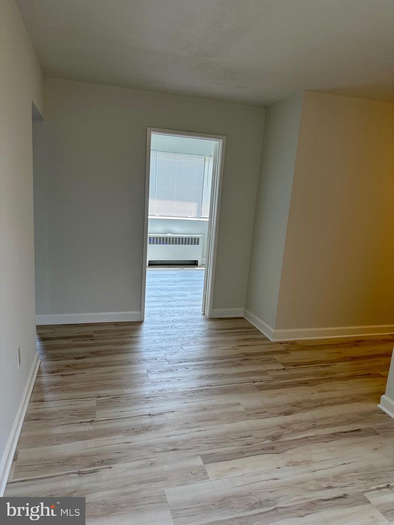 4725 1st St Sw #301 Property Photo 5