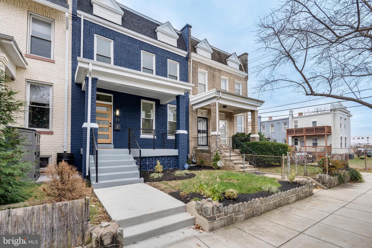 11 Evarts St Ne Property Photo