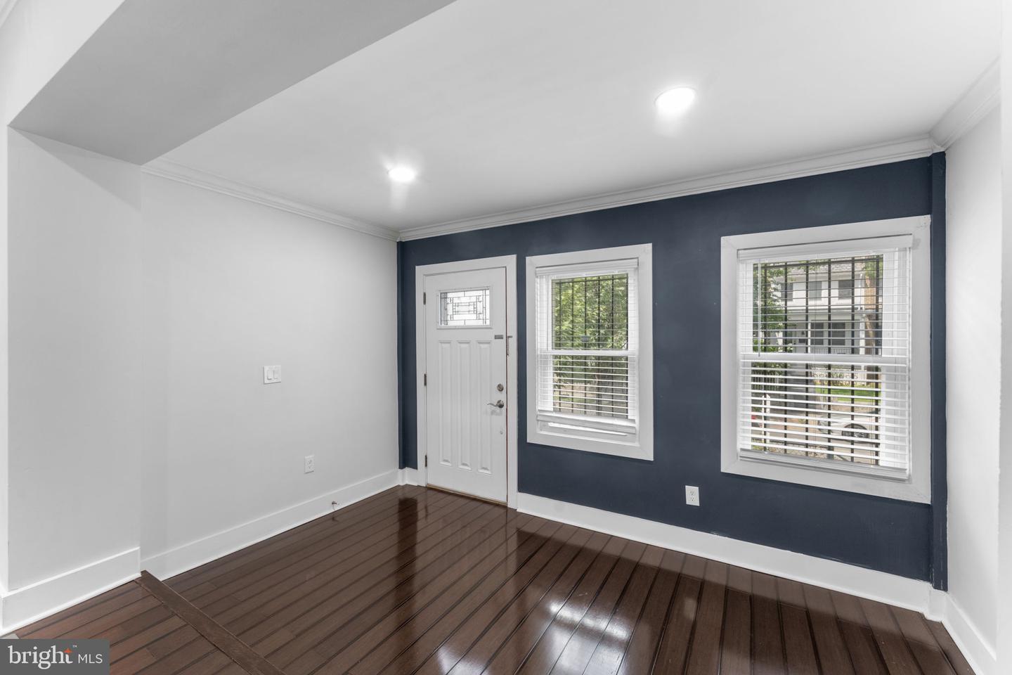 5209 5th St Nw Property Photo 6