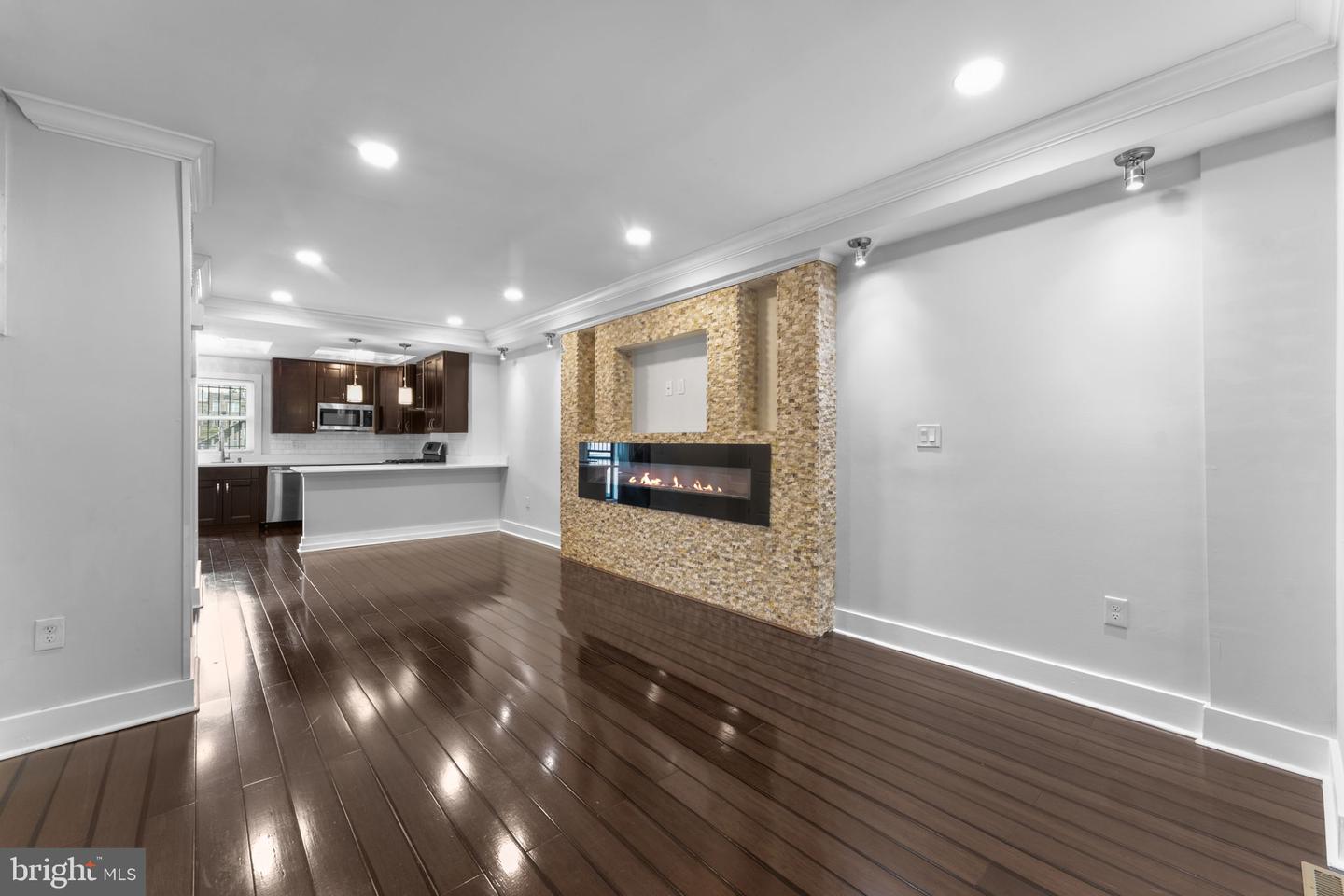 5209 5th St Nw Property Photo 9