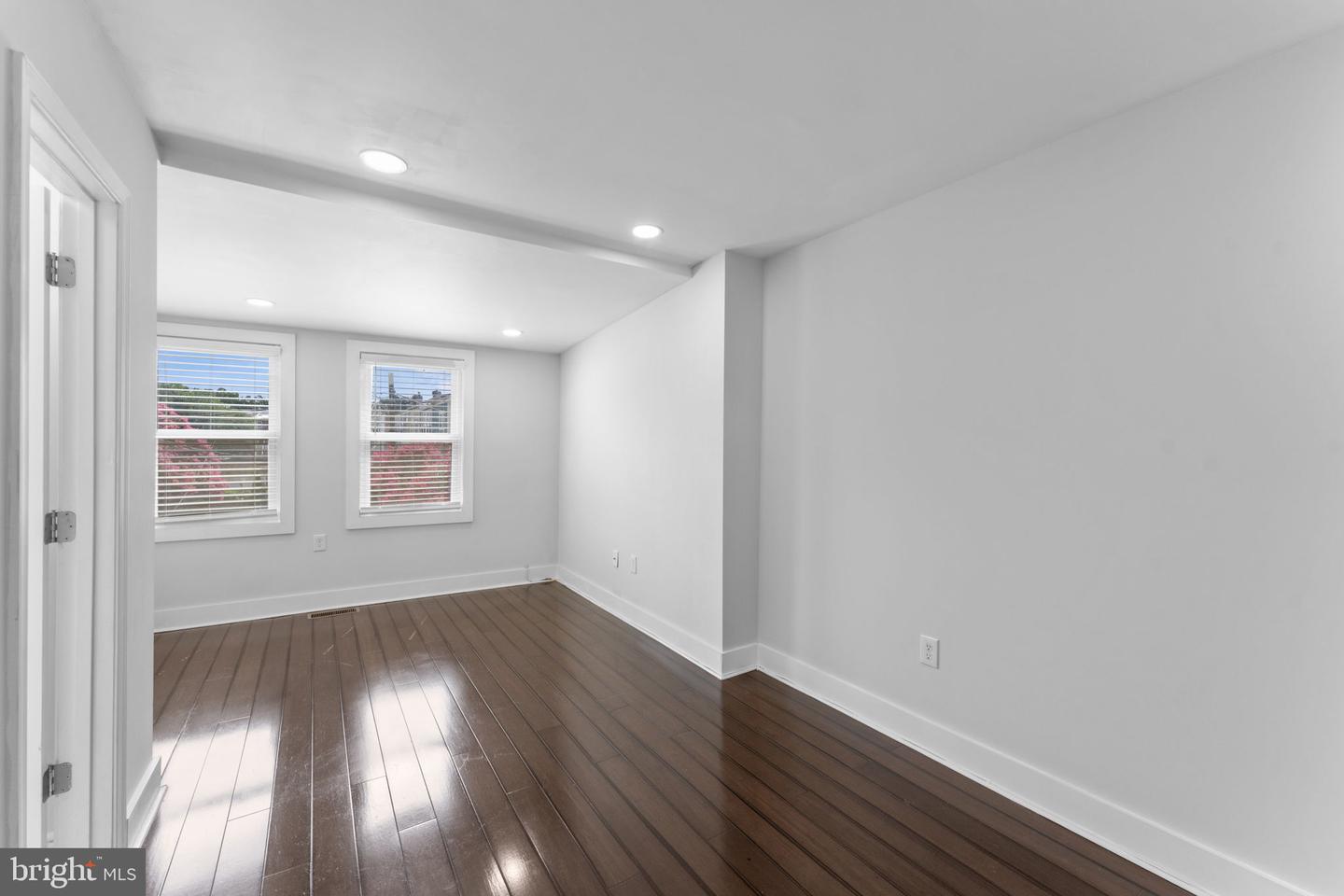 5209 5th St Nw Property Photo 18