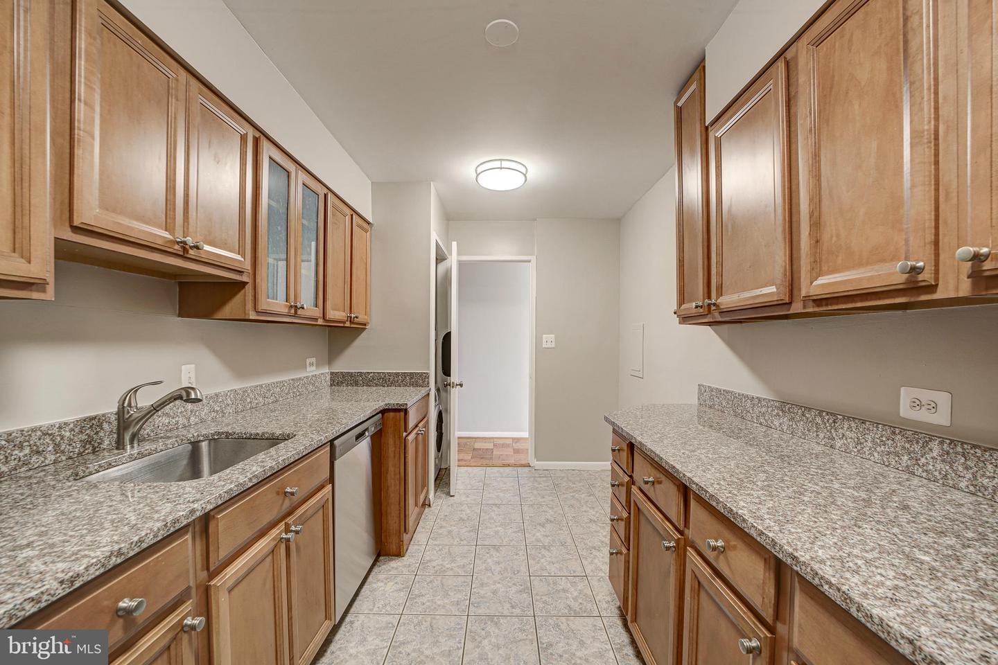 1001 26th St Nw #402 Property Photo 12