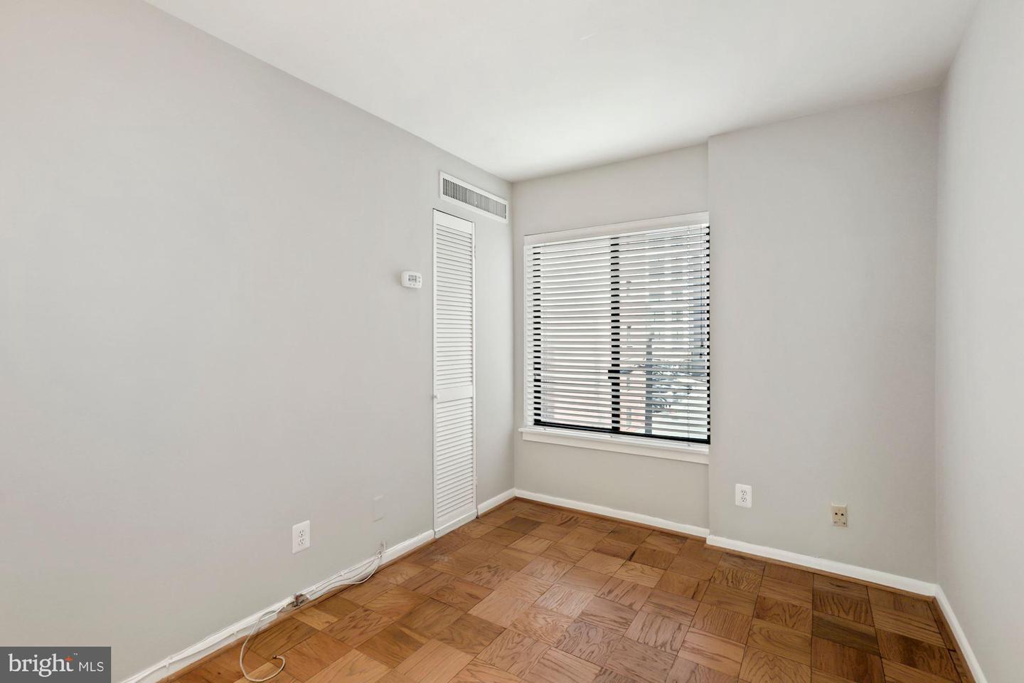 1001 26th St Nw #402 Property Photo 19