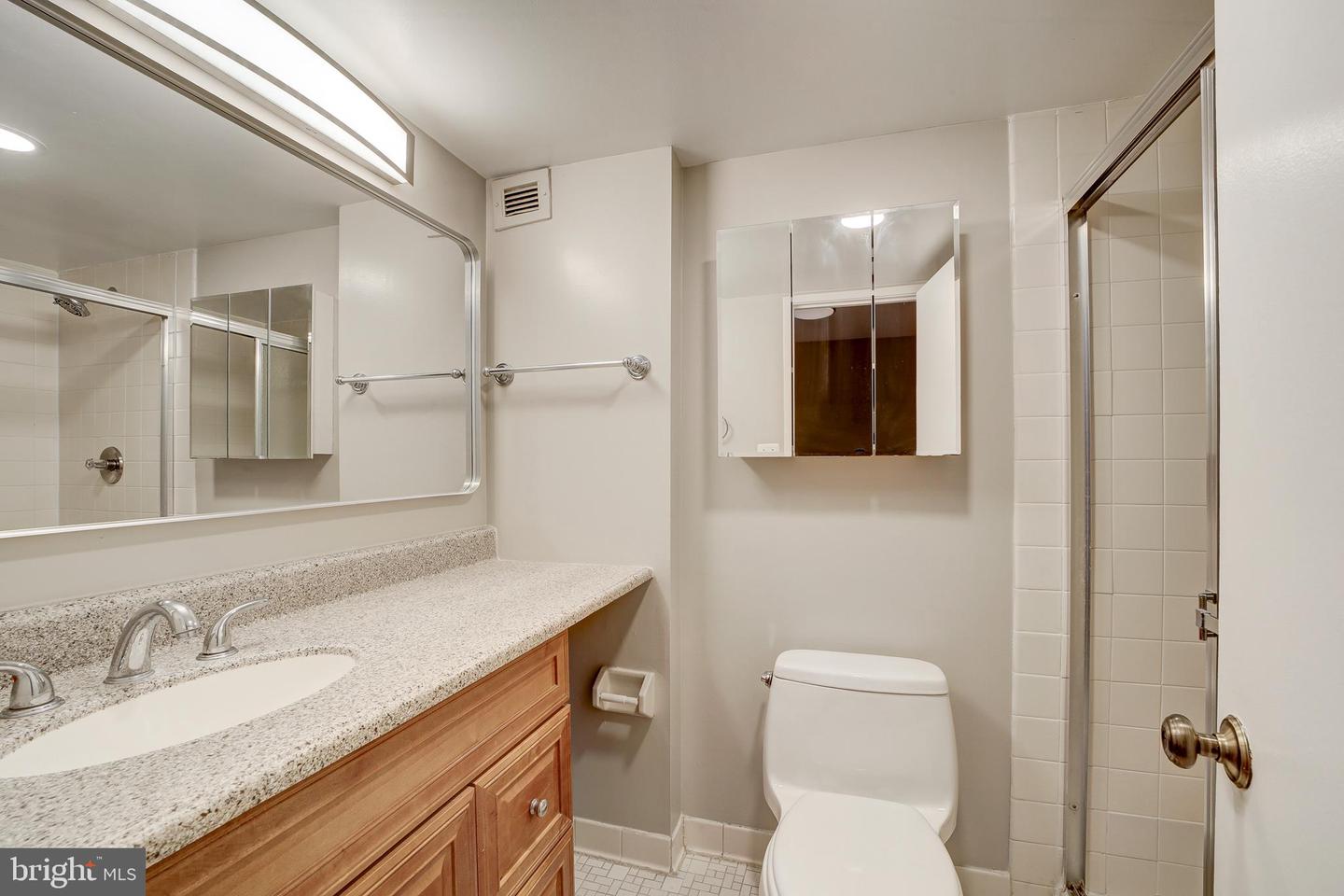 1001 26th St Nw #402 Property Photo 21