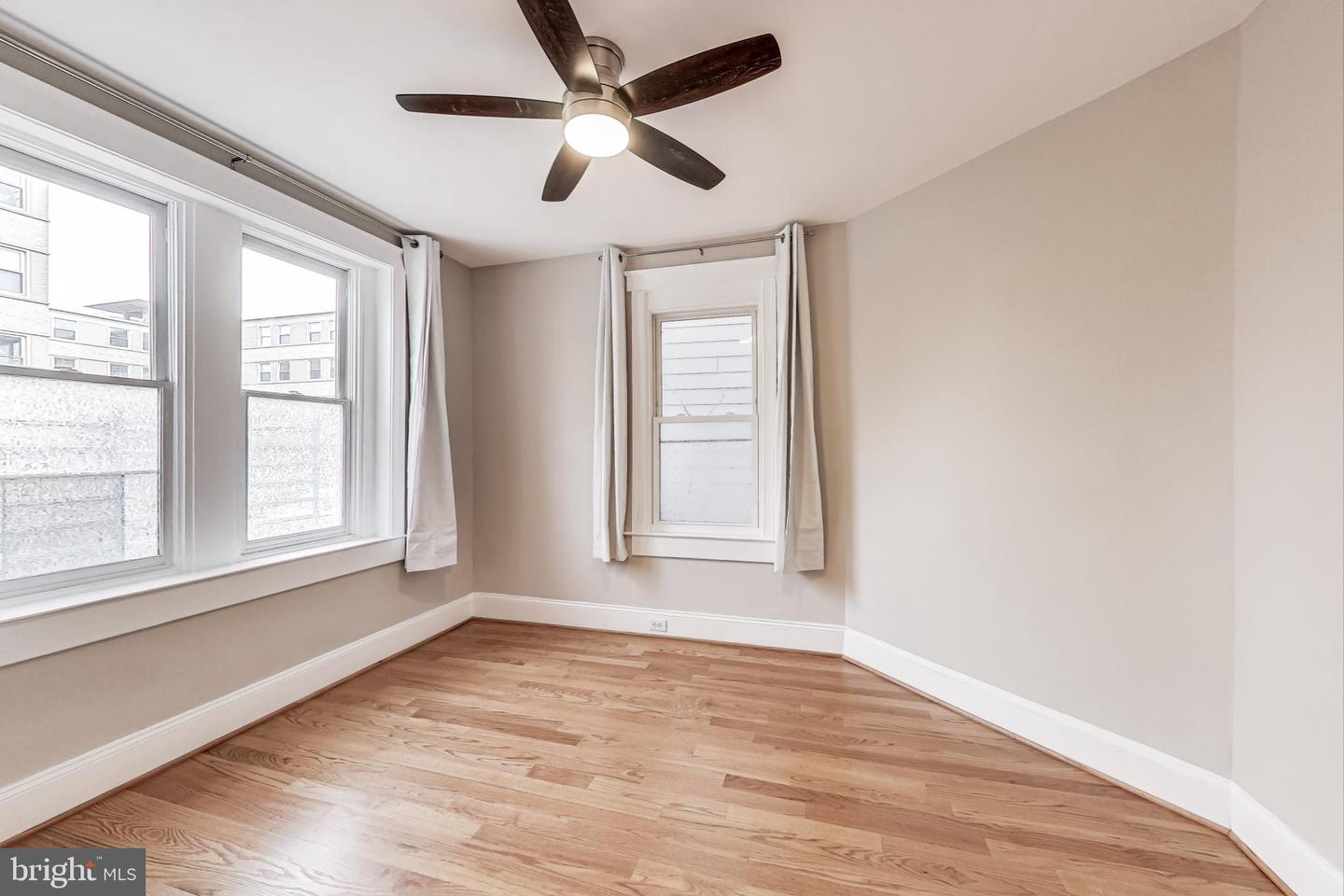 212 Elm St Nw Property Photo 16