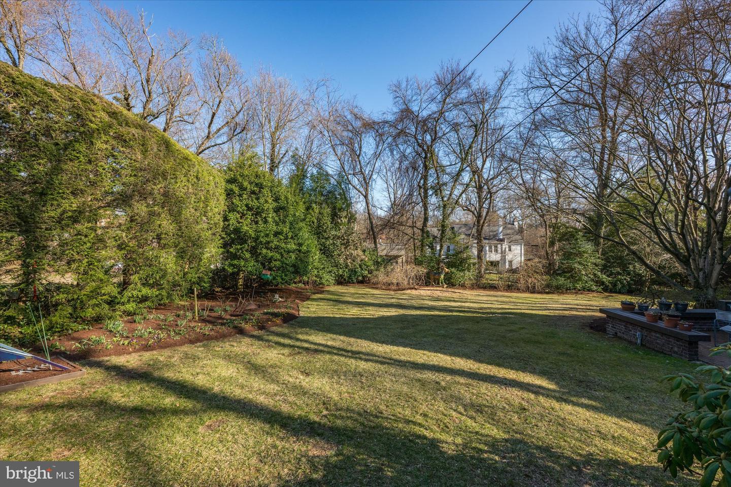 1846 Redwood Ter Nw Property Photo 25
