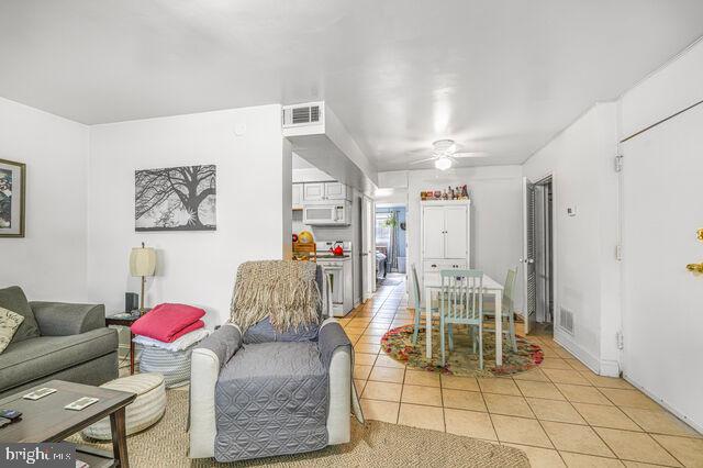 1633 D St Se Property Photo 16