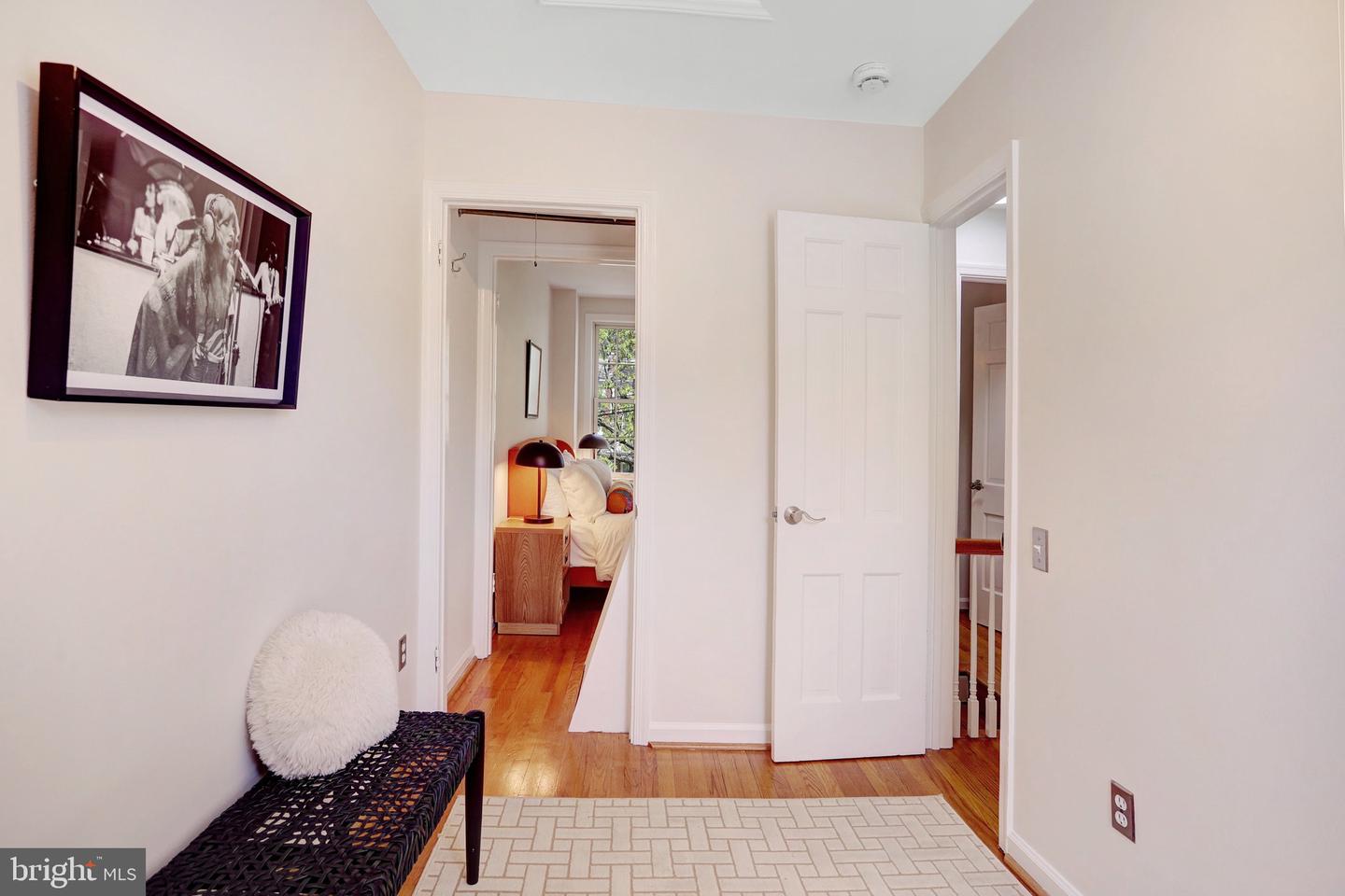 1221 C St Se Property Photo 31