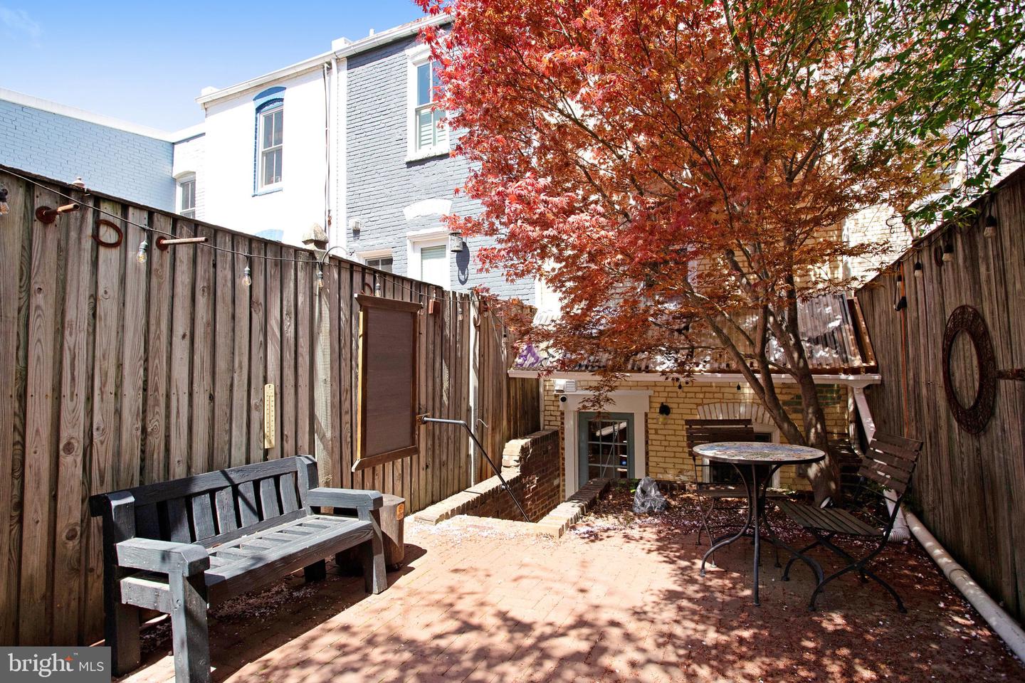 1221 C St Se Property Photo 34