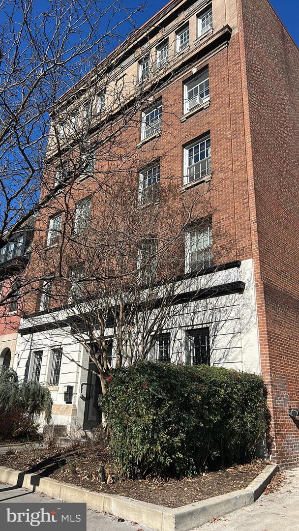 1705 P St Nw #1 Property Photo