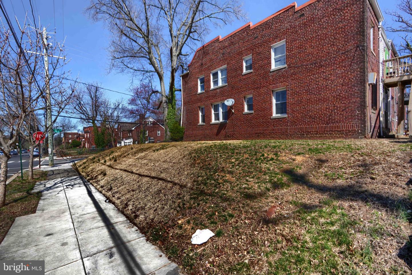 2801 Q St Se Property Photo 5