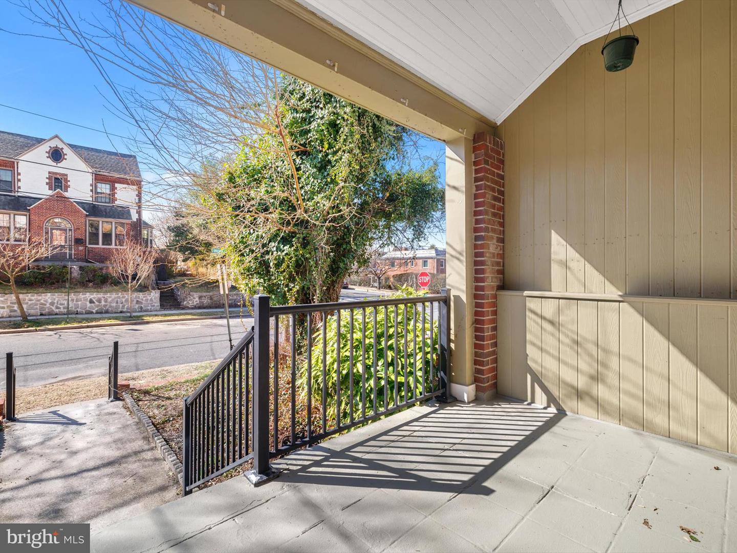 1397 Sheridan St Nw Property Photo 3