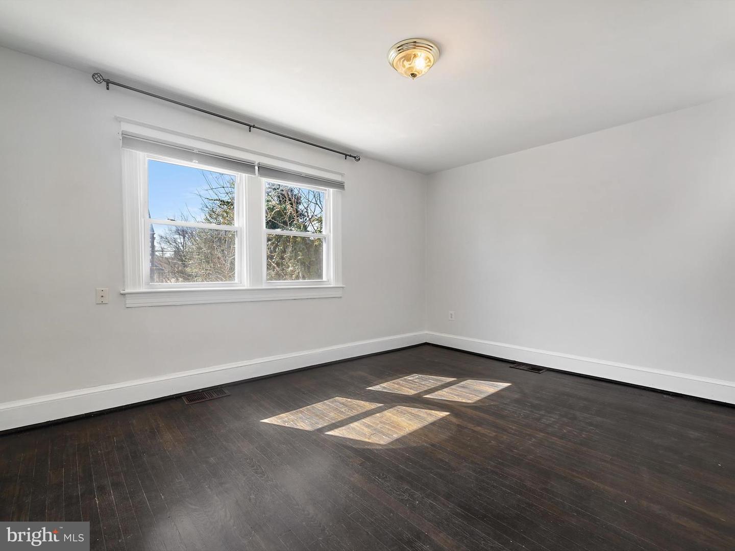 1397 Sheridan St Nw Property Photo 27