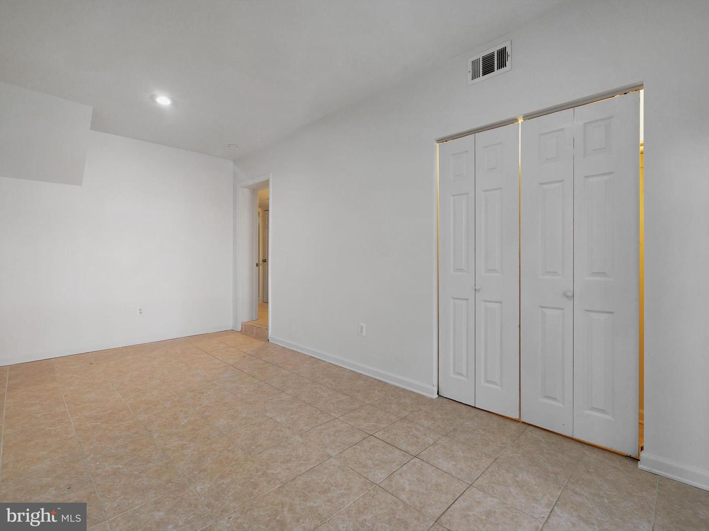1397 Sheridan St Nw Property Photo 37