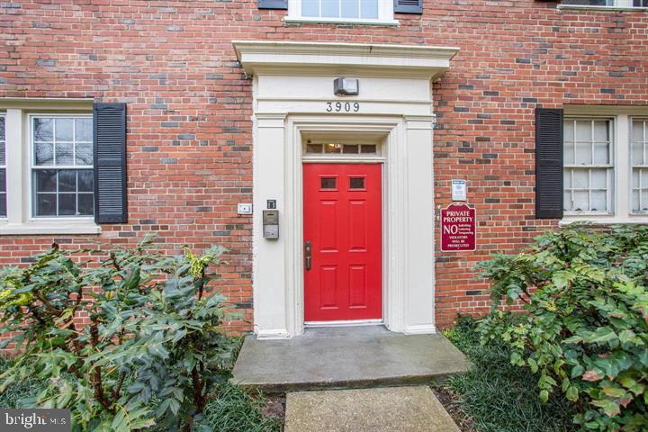 3909 Pennsylvania Ave Se #101 Property Photo
