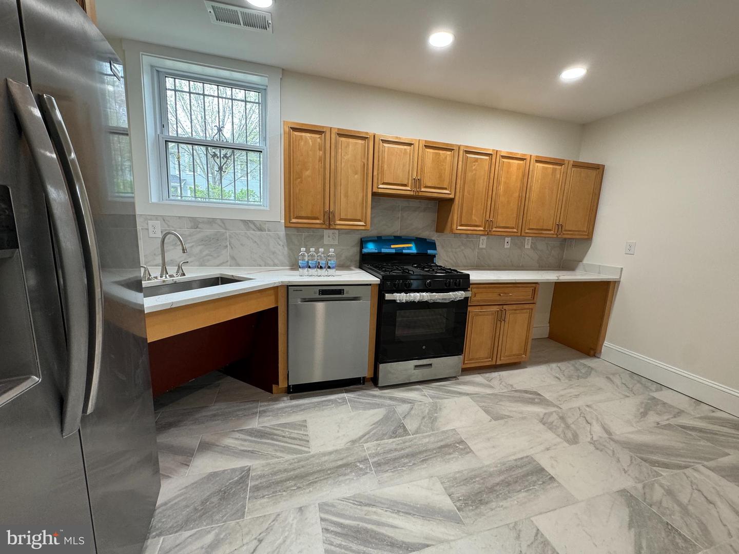 747 ALABAMA AVE SE #B4 Property Photo 1