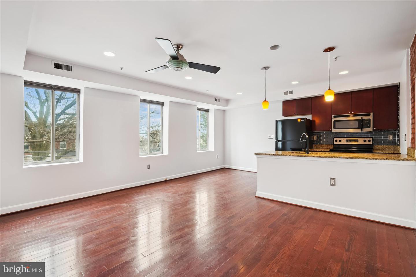 5401-5407 9th St Nw #202 Property Photo 1