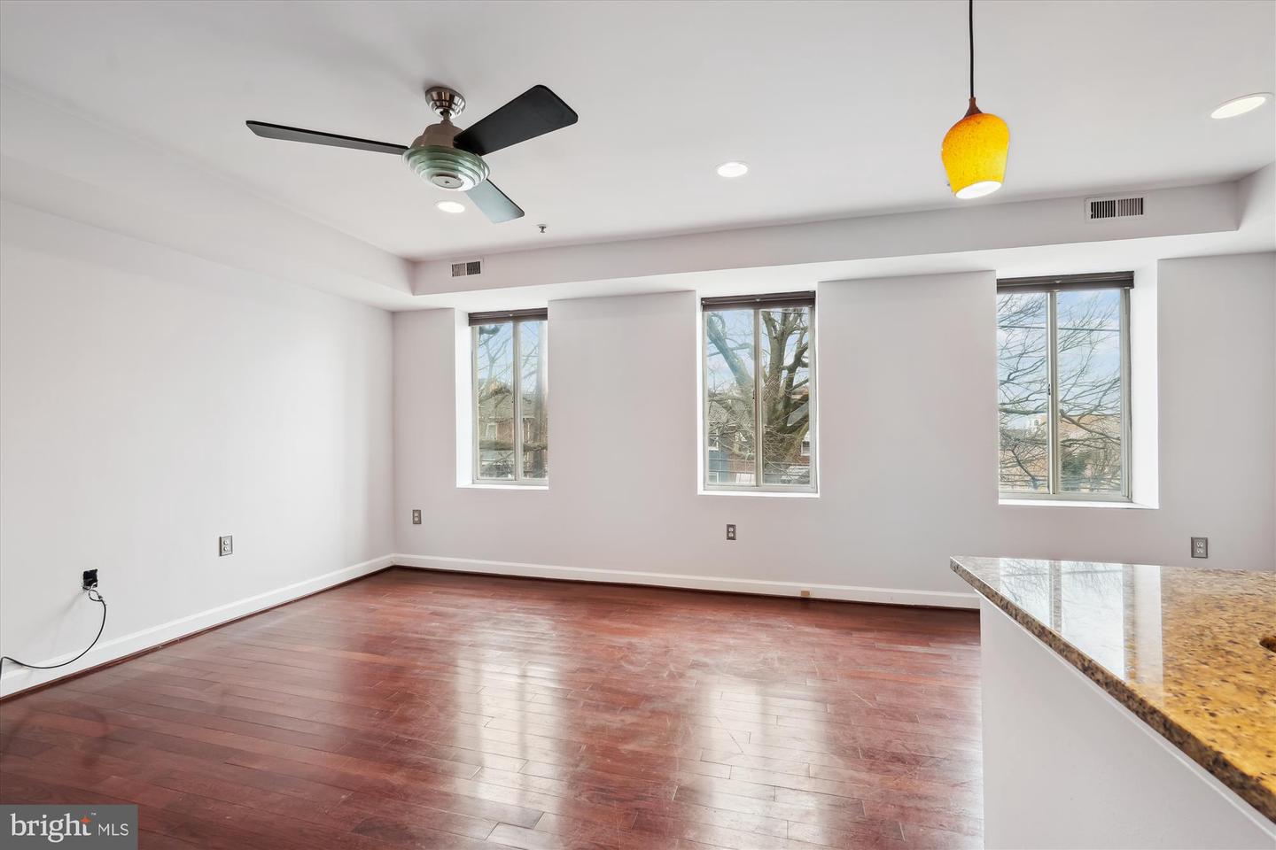5401-5407 9th St Nw #202 Property Photo 6