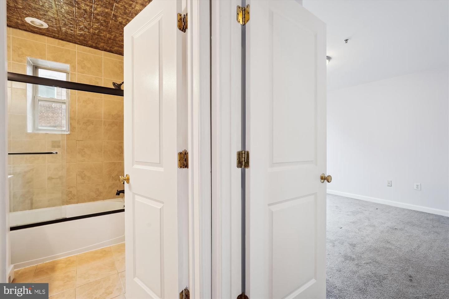 5401-5407 9th St Nw #202 Property Photo 14
