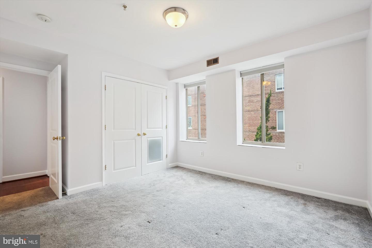 5401-5407 9th St Nw #202 Property Photo 17