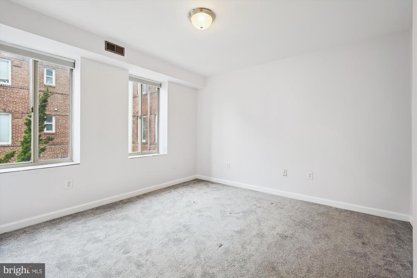 5401-5407 9th St Nw #202 Property Photo 18