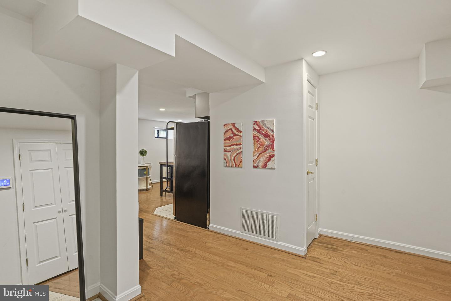 1321 Nw Fairmont St Nw #1 Property Photo 8