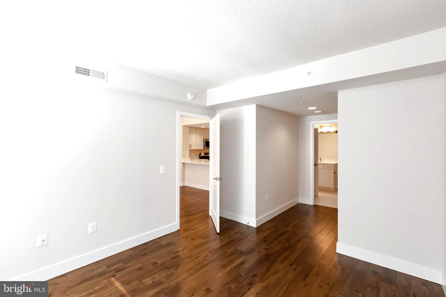 50 Florida Ave Ne #216 Property Photo 15