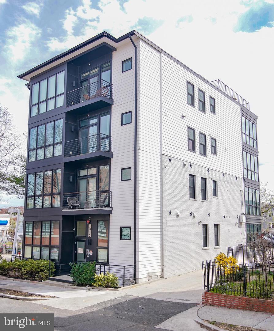 1012 Harvard St Nw #8 Property Photo