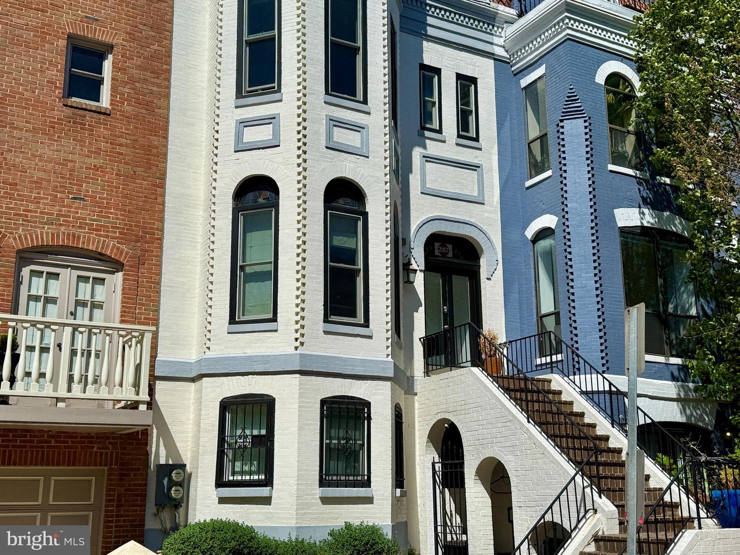 2107 O St Nw Property Photo 2