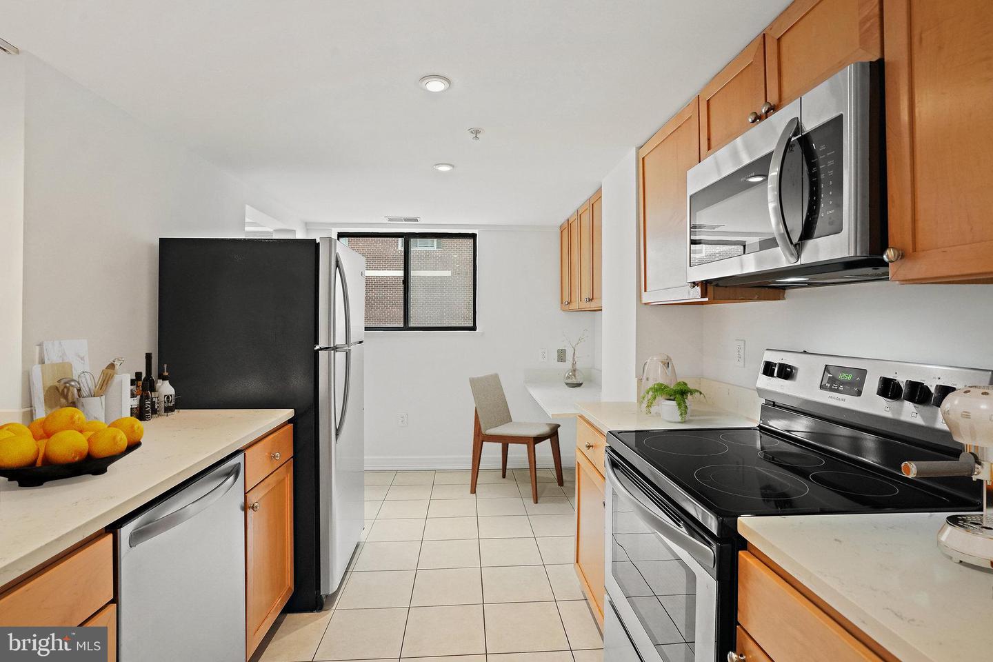 1225 13th St Nw #306 Property Photo 6