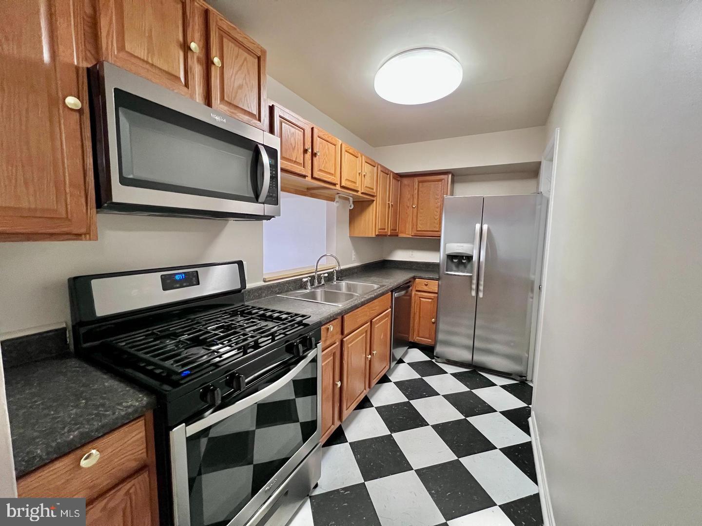 2904 11th St Nw Property Photo 6