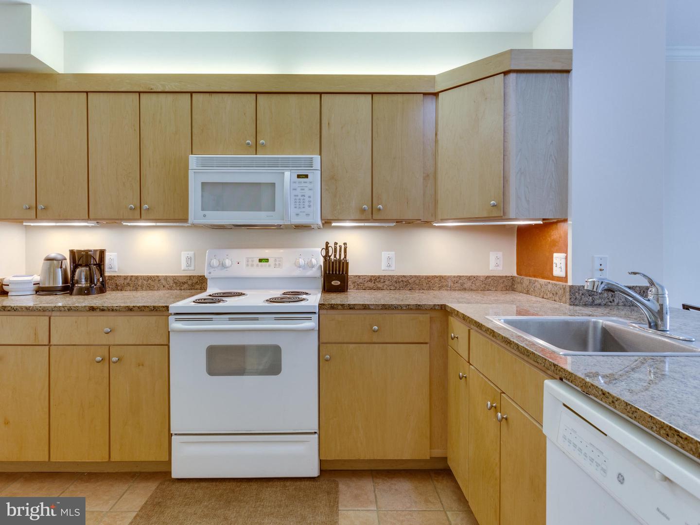 631 D St Nw #630 Property Photo 16