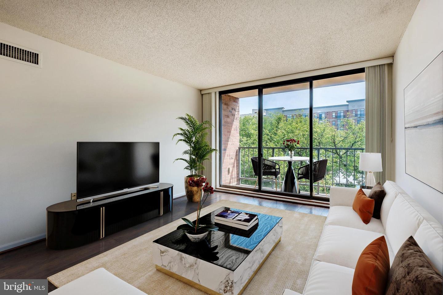 2555 Pennsylvania Ave Nw #716 Property Photo 6