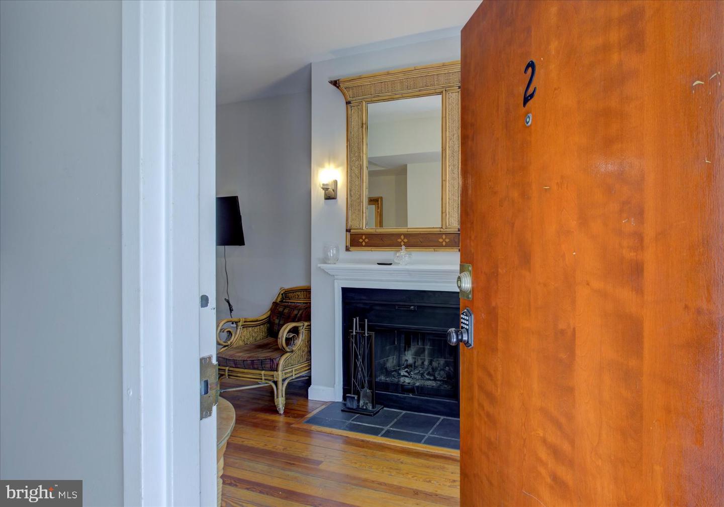1118 F St Ne Property Photo 32