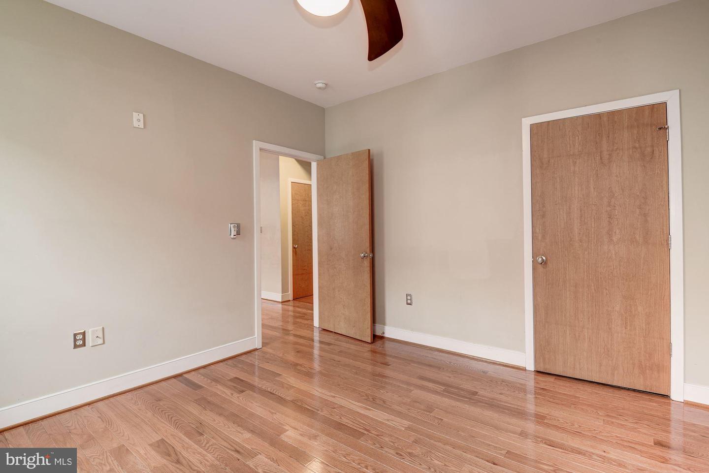 921 Butternut St Nw #303 Property Photo 17