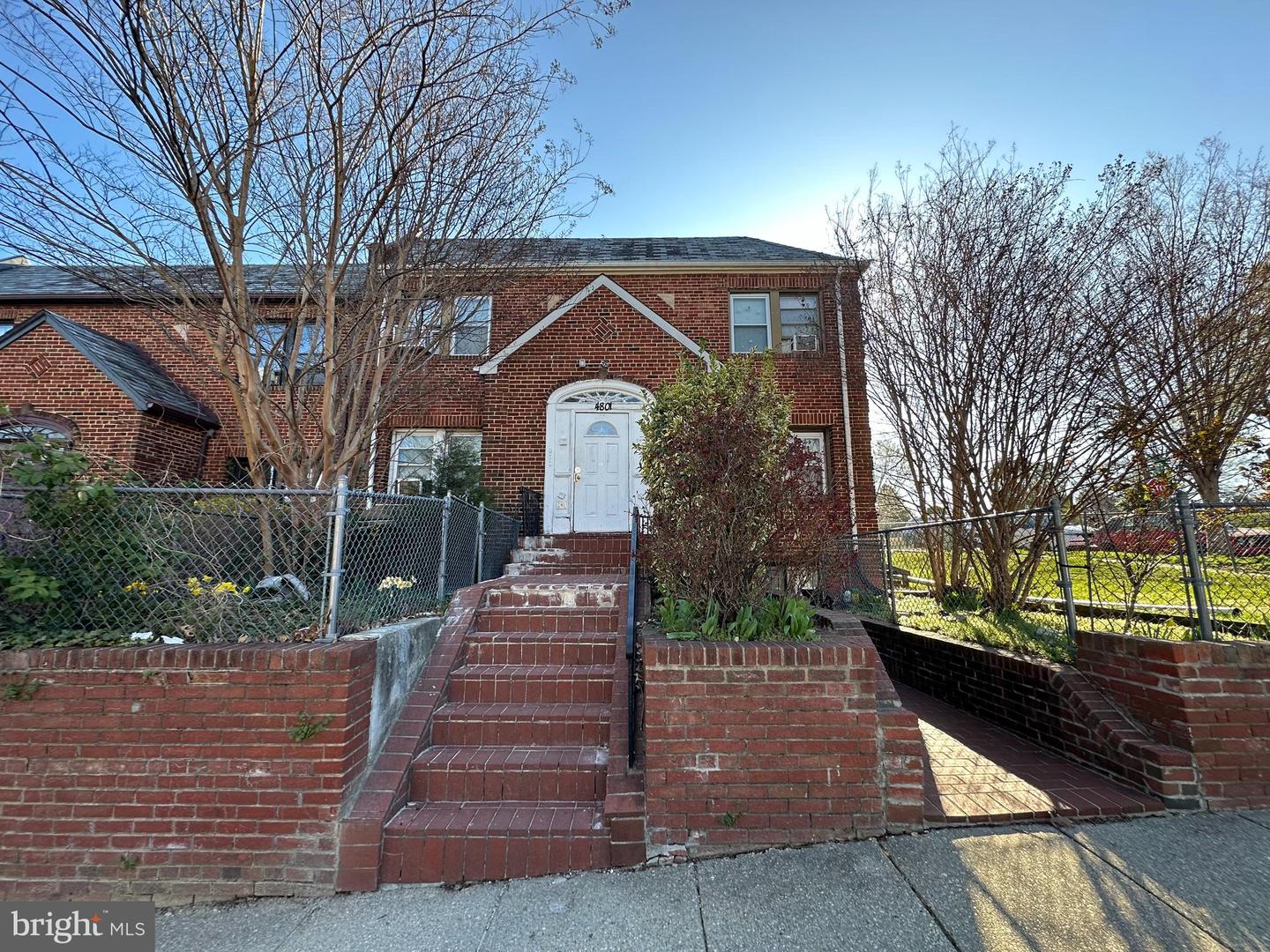 4801 3rd St Nw Property Photo 5