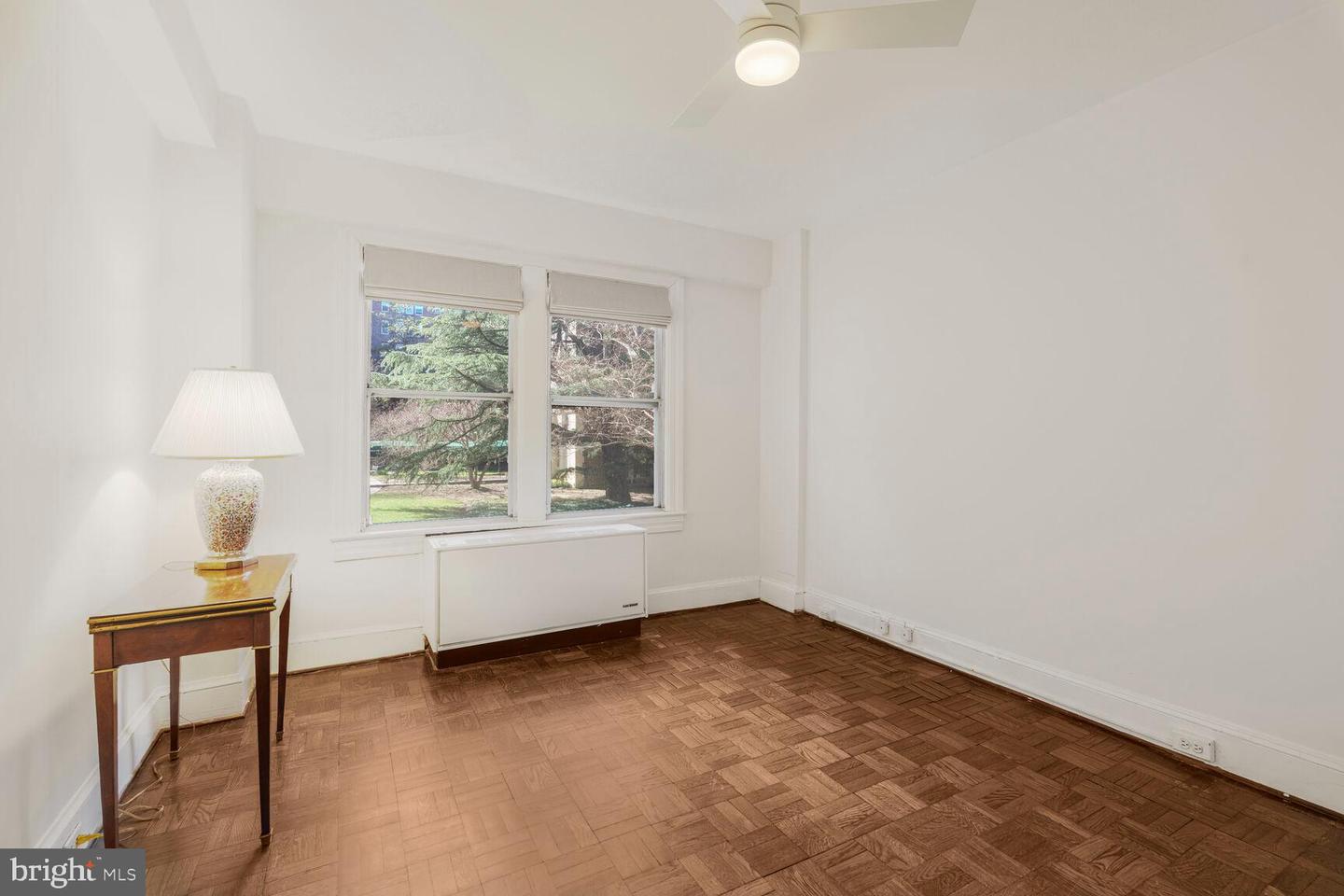 4000 Cathedral Ave Nw #105b Property Photo 14