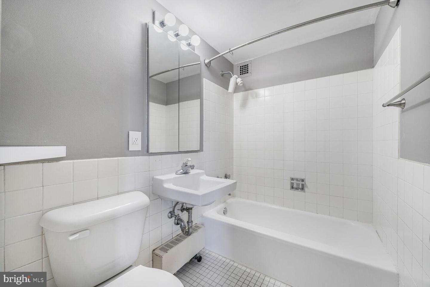 1311 Delaware Ave Sw #s637 Property Photo 11